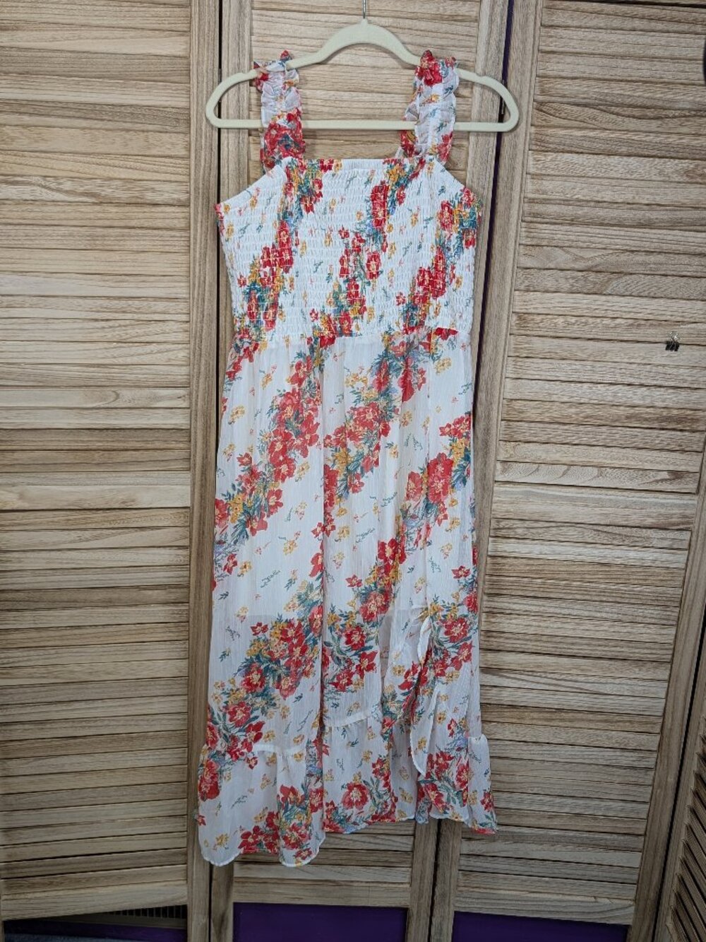 Maurices Floral Smocked White Maxi Dress with Red Pink Bouquet Print Size Large